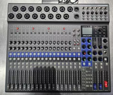 Zoom - LIVETRAK L-20