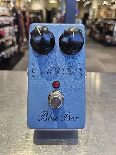 MXR BLUE BOX SCRIPT LOGO REISSUE