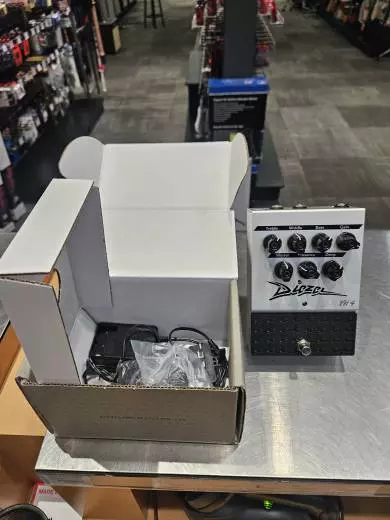 DIEZEL-VH4 PEDAL 2