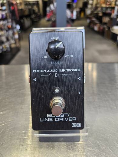MXR MC401 - Custom Audio Electronics Boost Pedal
