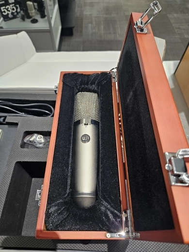 Warm Audio - WA-67