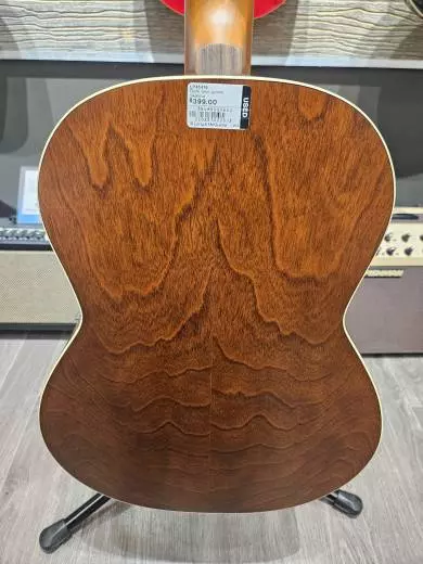 La Patrie Guitars - LP45419 2