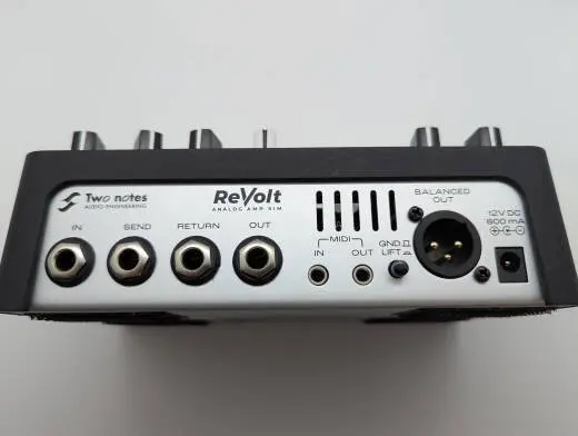 Two Notes - TNREVOLTG 2