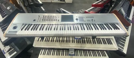 KORG - LTD ED. 88 KEY TITANIUM KRONOS SYNTH
