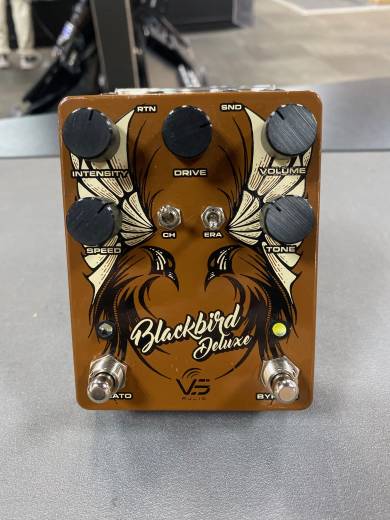 VS Audio BlackBird Deluxe Preamp with Bias tremolo