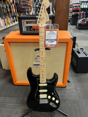 Fender American Performer Stratocaster, HSS Maple Fingerboard - Black