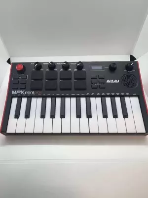 Akai - MPKMINIPLAYMK3