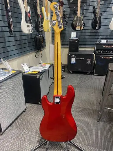 SQUIER  VM P BASS V CAR 2