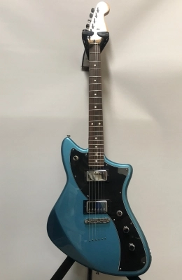 Fender Meteora HH - Lake Placid Blue