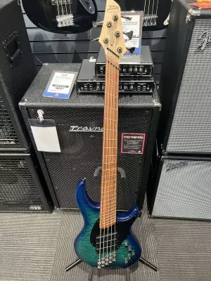 Dingwall Comb5 bass