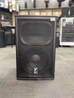 Yorkville Sound - EF12P