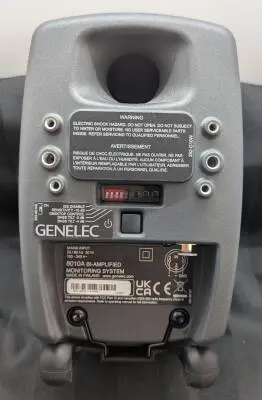 Genelec - 8010APM 2