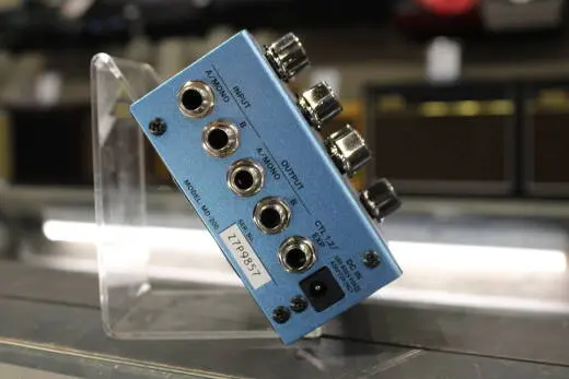 BOSS - MD-200 MODULATION PEDAL 2