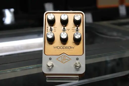 Universal Audio - UAFX Woodrow '55 Instrument Amplifier