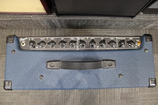 Traynor - YCV50BLUE 2