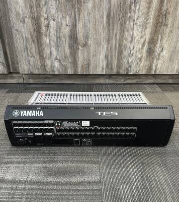 Yamaha - TF5 Digital Console Mixer. 2