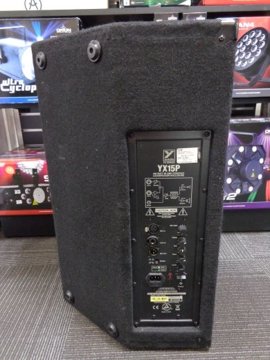 Yorkville Sound - YX15P 2