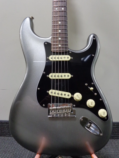 Fender - 011-3900-755 2