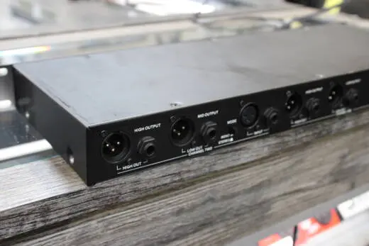 ART Pro Audio - CX310 2