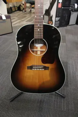 Store Special Product - Gibson - J45