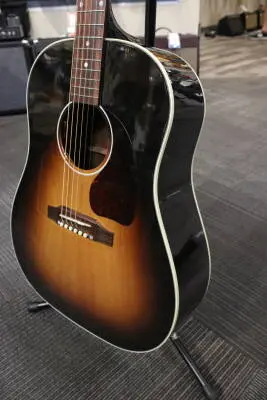 Store Special Product - Gibson - J45