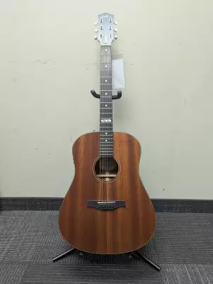 Godin Guitars - G50147