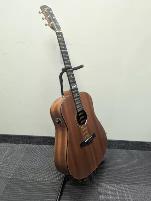 Godin Guitars - G50147 2
