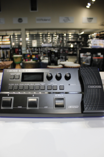 Store Special Product - BOSS - GT-1