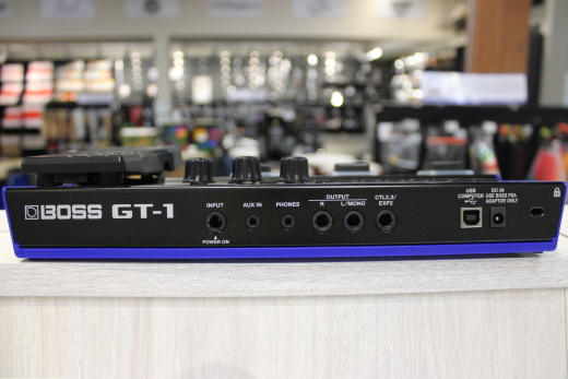Store Special Product - BOSS - GT-1