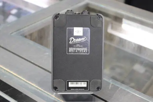 Universal Audio - UAFX Dream '65 Reverb Amplifier Pedal 2