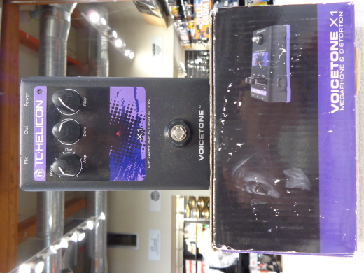 ギター Voicetone x1 Megaphone & Distortion TC Helicon VoiceTone Single X1 Megaphone & Distortion