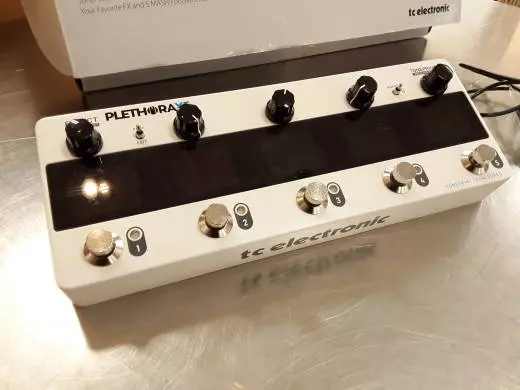 TC Electronic - PLETHORA X5 2