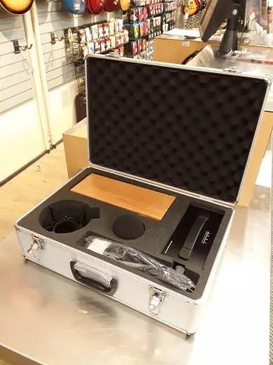 ART Pro Audio - T4 ART 2