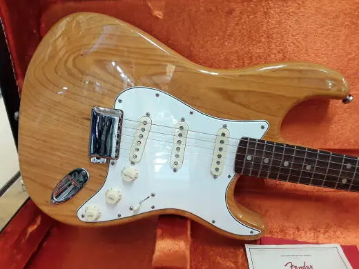 Fender - 011-0270-834 2