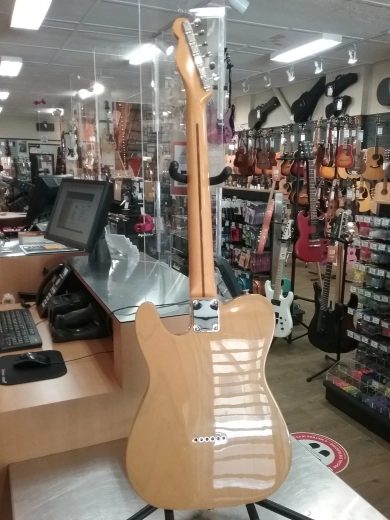 Fender - 011-0132-850 4