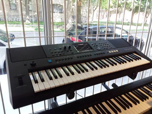 Yamaha - PSRE473