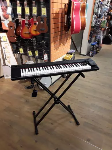 Yamaha - NP12 B