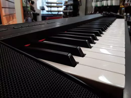 Yamaha - NP12 B 2