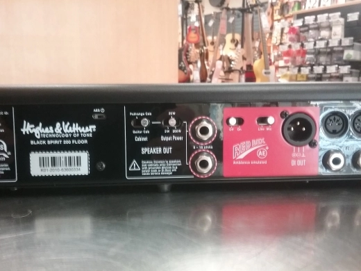 Hughes & Kettner - SPIRIT200FLOOR 2