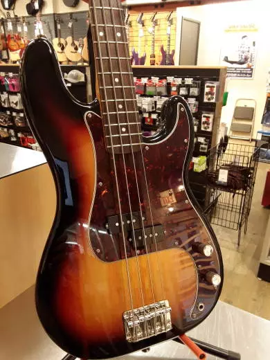 Squier - 037-4510-500 2