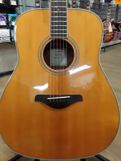 Yamaha FGTA VT TransAcoustic 2