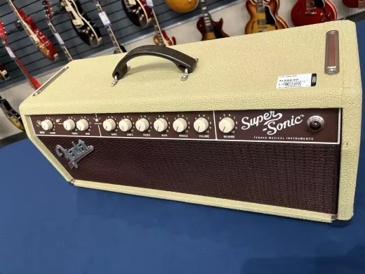 Fender supersonic 22 Head 2