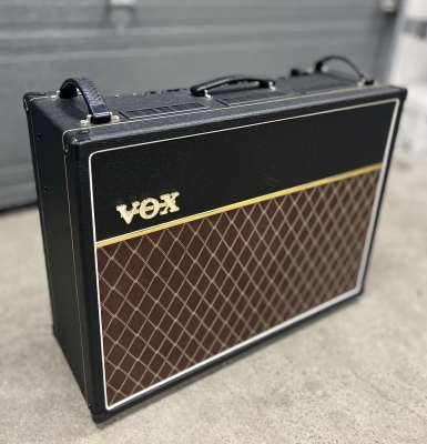 Vox  AC30C2 30 watt 2x12 3