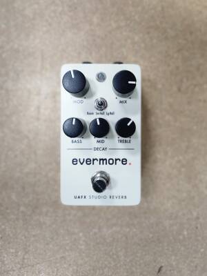 Universal Audio UAFX Evermore Studio Reverb Pedal