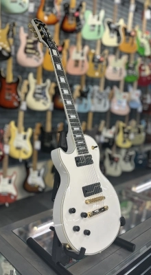 Epiphone Matt Heafy Origins 7-String LP Custom, Left-Handed 2