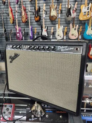 Fender Custom Hardwired '64 Deluxe Reverb
