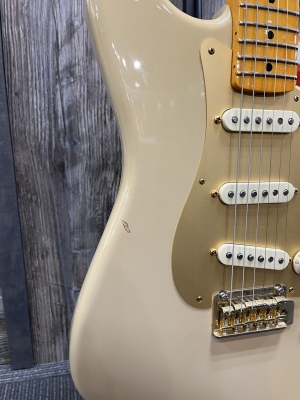 Fender 60th Anniversary Classic Player '50s Stratocaster 2