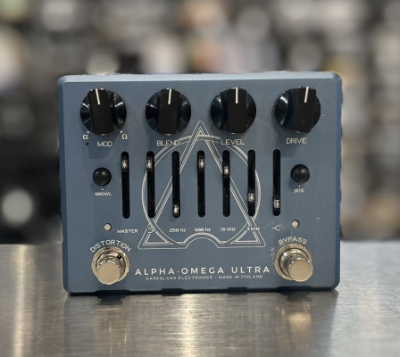 Darkglass Alpha・Omega Ultra V2 Darkglass Alpha Omega Ultra V2 Bass Preamp Pedal Blue