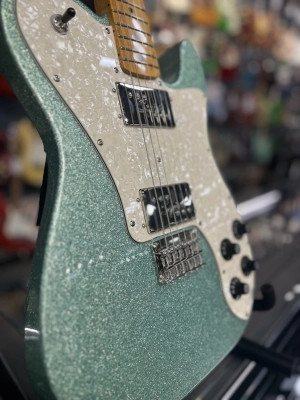 Squier FSR CV 70S TELE DLX 2