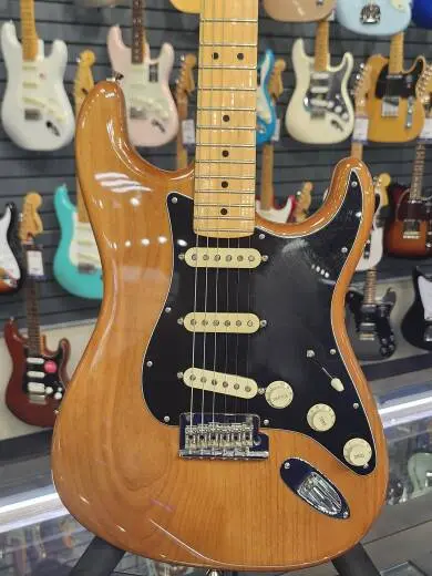 Fender - 011-3902-763 2